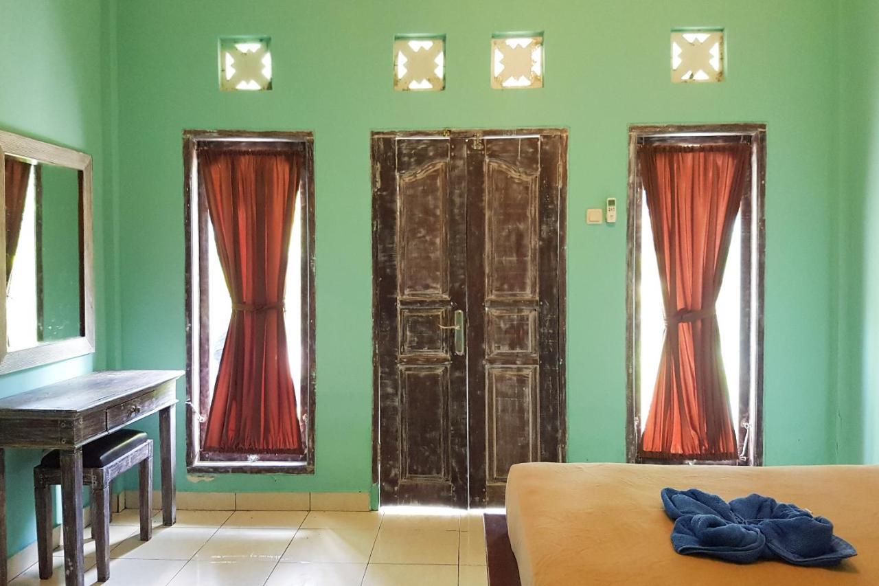 Oyo 3186 Thomas Garden Place Uluwatu Kültér fotó