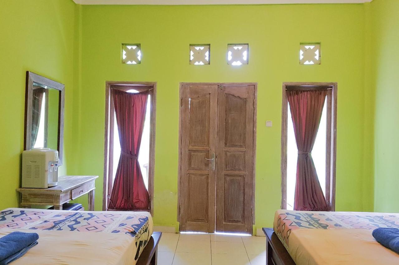 Oyo 3186 Thomas Garden Place Uluwatu Kültér fotó