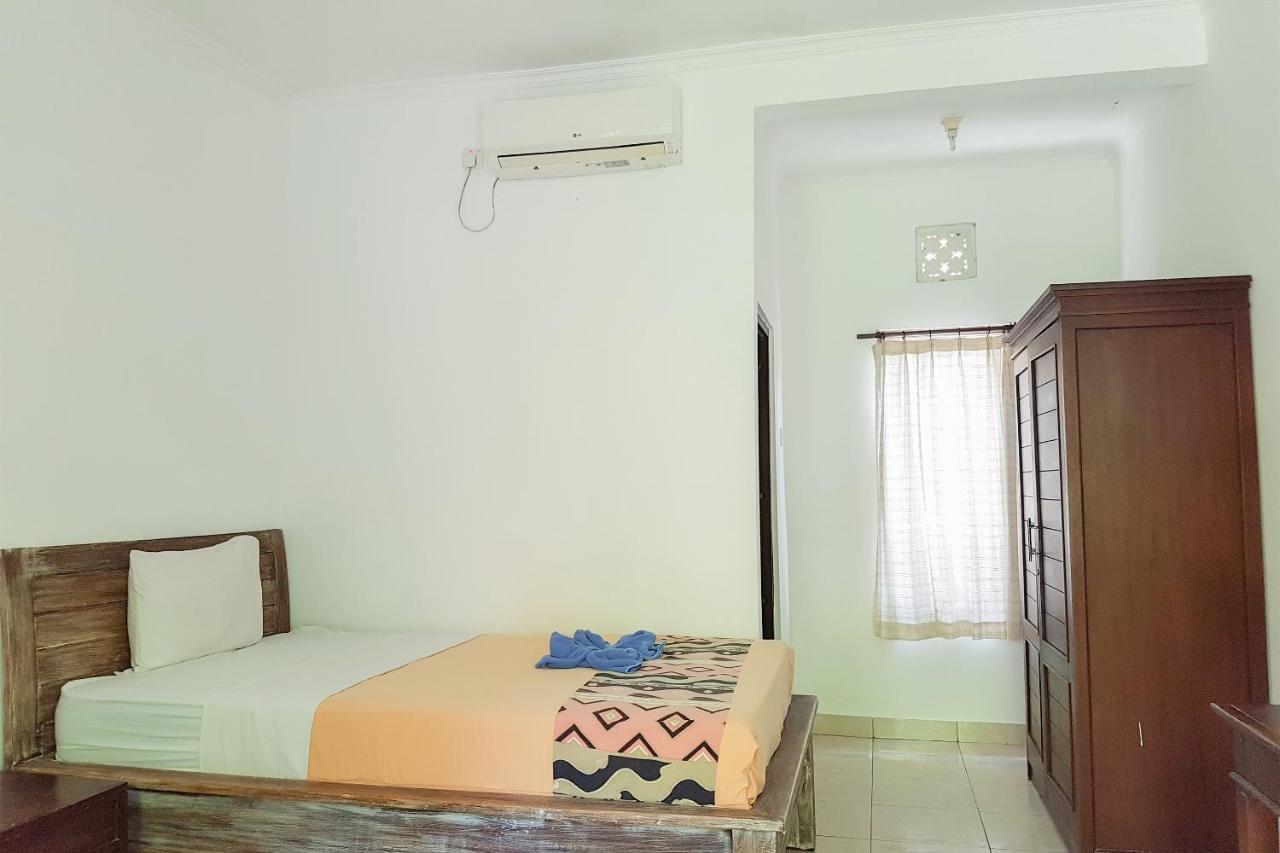 Oyo 3186 Thomas Garden Place Uluwatu Kültér fotó